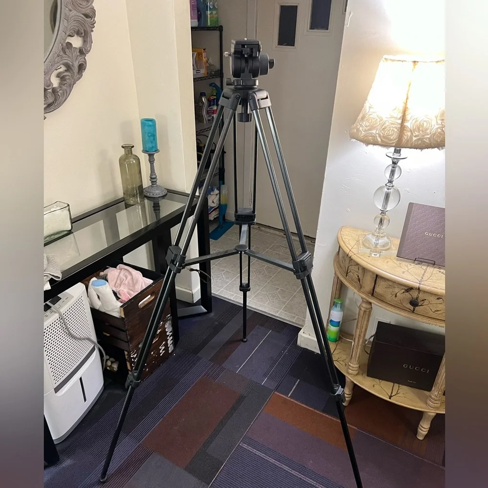 Bogen Manfrotto PRO Camera Support Tripod 3192 w/ 3147 Head 510